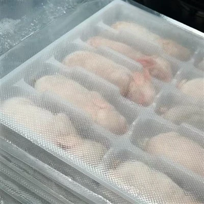 Цілий заморожений кролик